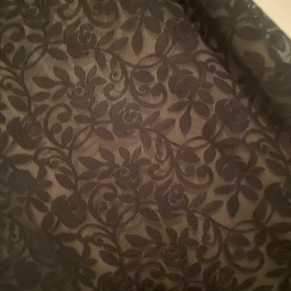 Express dress with Lacey material stretchable with a ivory slip - Picture 6 of 11